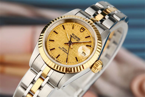 帝舵如何调整日历(图) 帝舵如何调整日历(图)