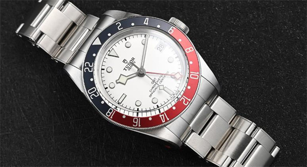 帝舵表壳割手解决方法大全（图）